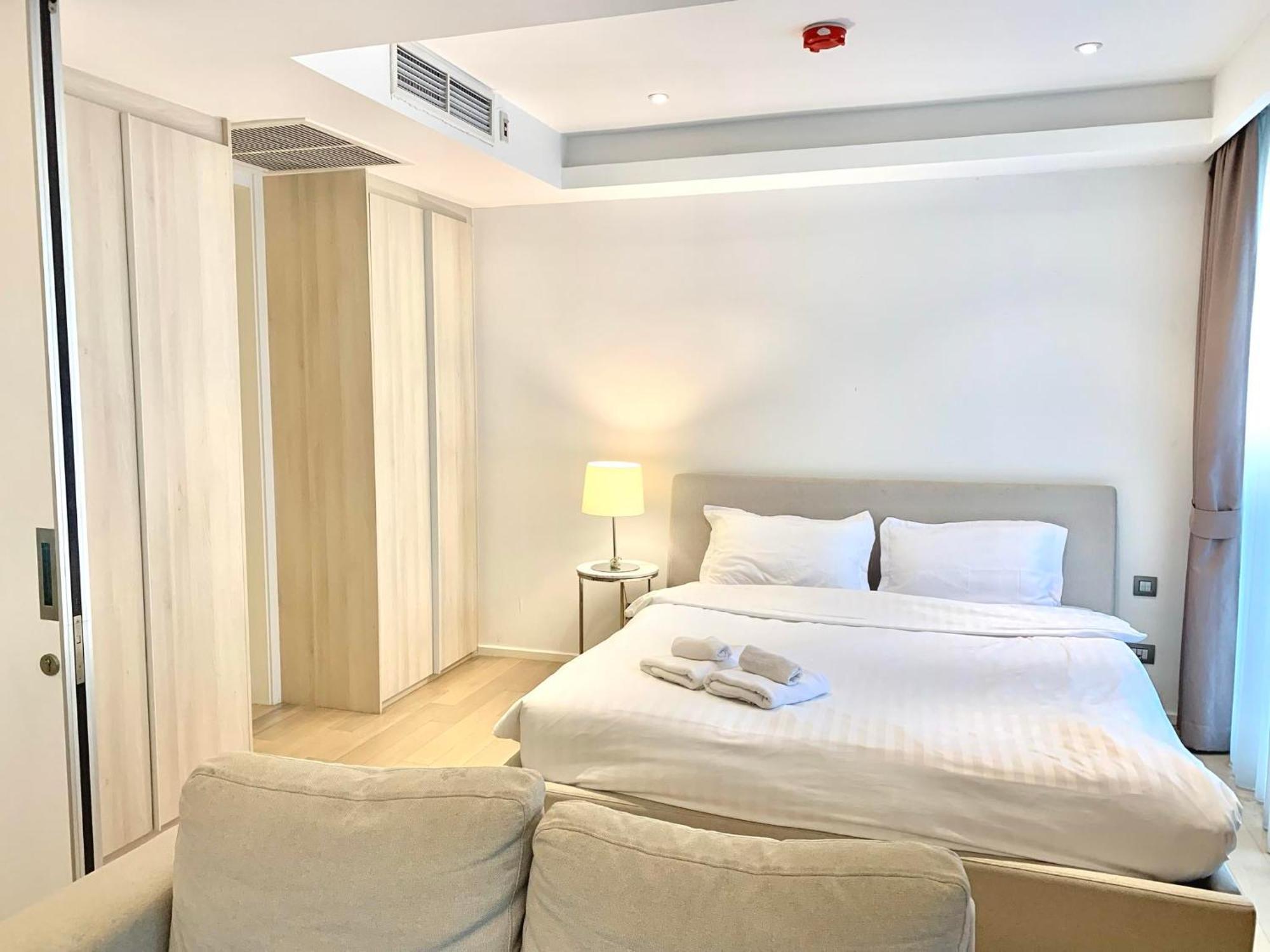 Sukhumvit 11#Luxury#Pool#Gym#Bts Nana&Mrt Sukhumvit#1Br#Max2Ppl Leilighet Bangkok Eksteriør bilde