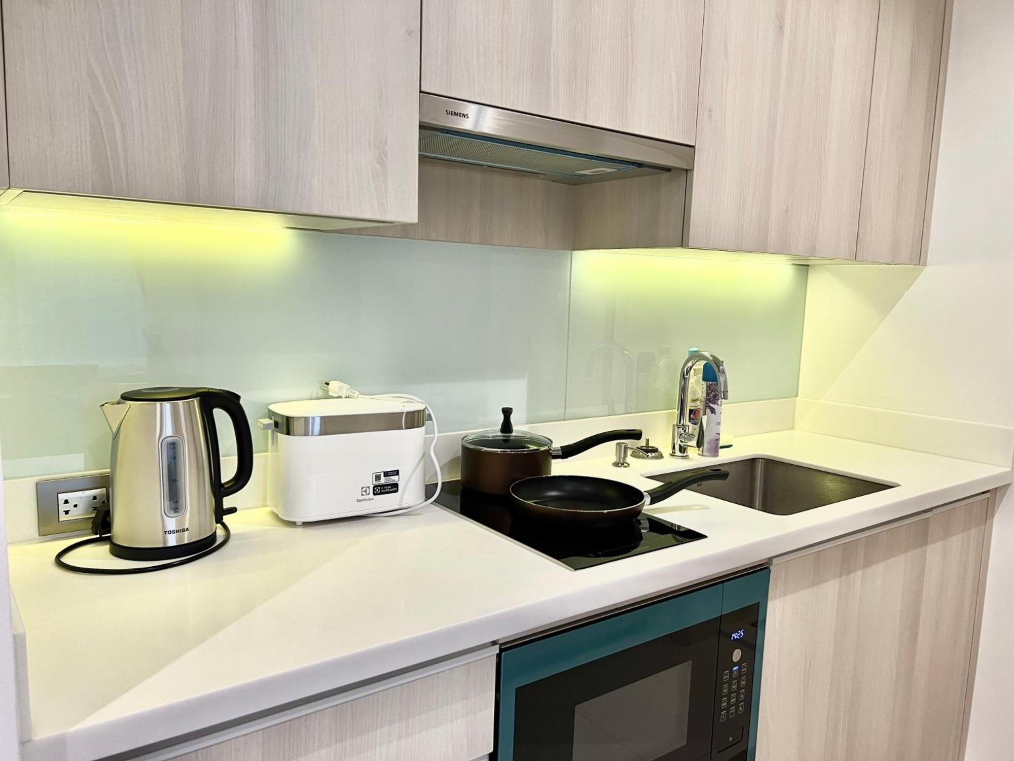 Sukhumvit 11#Luxury#Pool#Gym#Bts Nana&Mrt Sukhumvit#1Br#Max2Ppl Leilighet Bangkok Eksteriør bilde